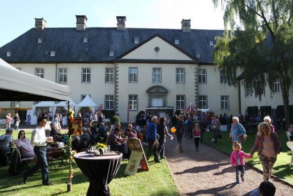 Eine hefrrliche Kulisse für eine herbstliche Ausstellung