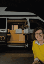 Die Petra Lenneper Uhren und Schmuck GmbH holte sich im Kreis Olpe mit einem Kurzvideo über das mobile Trauringstudio "Herr RINGOO" den Kreismeister-Titel - Foto Petra Lenneper Uhren und Schmuck GmbH