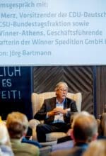 Gesprächsrunde mit brisanten Themen bei »Sauerland Initiativ« (von links): Gudrun Winner-Athens, Jörg Bartmann und Friedrich Merz – Foto Nougrigat