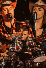 es bei der HanseNacht in Attendorn, unter anderem von der Band Sway - Foto Alexander Schwege