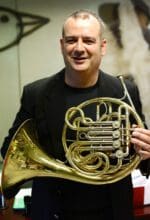 Maestro Alberto Cappiello: Das Foto zeigt den Hornisten beim Sanremo Festival. Am 18. September ist er in Warstein zu hören. © Manuel Migliorini / Adriapress