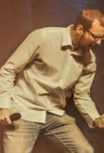 Jan Schmidt ist Teil des zweiköpfigen Moderatorenteams beim NRW-Poetry-Slam-Finale in Hagen - Foto Morgaine Prinz