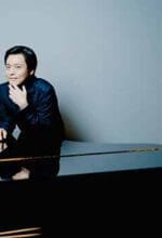 Sunwook Kim wird beim Neujahrskonzert im Konzerthaus Dortmund Bernstein und Schostakowitsch interpretieren. Foto - Marco Borggreve