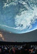 Eintauchen in die Weiten des Weltalls und dem Geheimnis des Sterns von Bethlehem auf die Spur gehen, ist im Planetarium des LWL-Museums für Naturkunde möglich - Foto: LWL/Steinweg