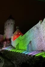 Das „GlanzLicht“ auf Burg Altena gehört zu den begehrten Fotomotive im Märkischen Kreis. Der Hausherr der Burg werde für die schönsten GlanzLicht-Bilder ein Gewinnspiel starten, so der Hinweis aus dem märkischen Kreishaus - Foto Alexander Bange / Märkischer Kreis