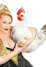 Hätte auch Zoologin werden können: Kabarettistin Daphne de Luxe ist mit „Artgerecht - Ein tierisch menschliches Programm“ am 23. Mai 2025 zu Gast in Soest - Foto PR S. Stuetzner.