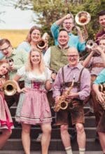Brass & Big-Band-Style trifft Party-Vibes! So lautet das Motto der Formation Becherklang. Sie ist am 26. Juli 2025 auf der Freilichtbühne Herdringen zu hören – Foto Becherklang