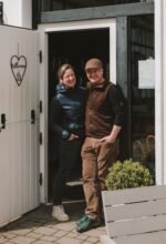 Katharina Nowicki-Heßmann und Christian Heßmann leiten in der dritten Generation den Birkenhof Nowicki-Heßmann in Schmallenberg-Holthausen – Foto Birkenhof