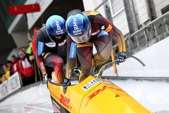 Zweierbob-Rennen in der Veltins-Eisarena in Winterberg. Hier eine Aufnahme aus dem Jahr 2024 - Foto Dietmar Reker / Pressefoto Veltins Eisarena