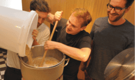 Bierbrauen in der Burgküche von Burg Vischering 355_Bierbrauen Burg Vischering-c-Kreis Coesfeld Markus Kleymann