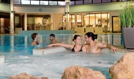 Bad Westernkotten bietet vielfältige Wohlfühlmomente Im Innenbecken der Hellweg-Sole-Thermen © Heilbad Westernkotten GmbH
